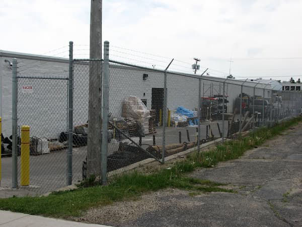 chain-link-galvanized-commercial-sager-fencing