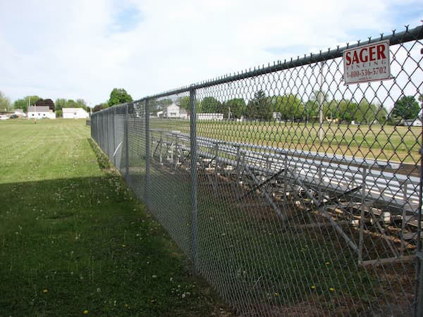 chain-link-galvanized-sports-sager-fencing