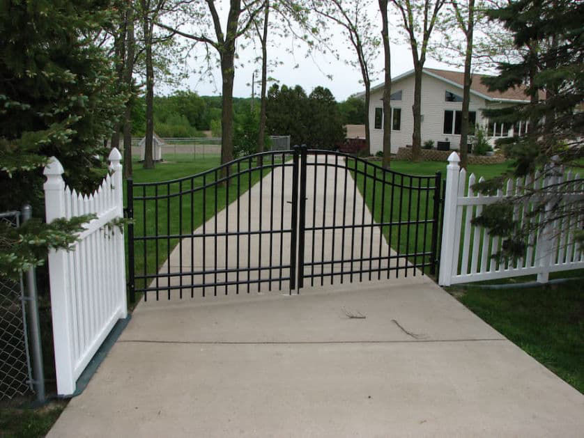 ornamental-steel-gate-sager-fencing