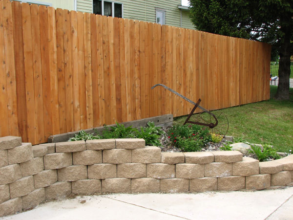wood-privacy-sager-fencing