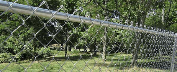 galvanized-chain-link-residential-sager-fencing